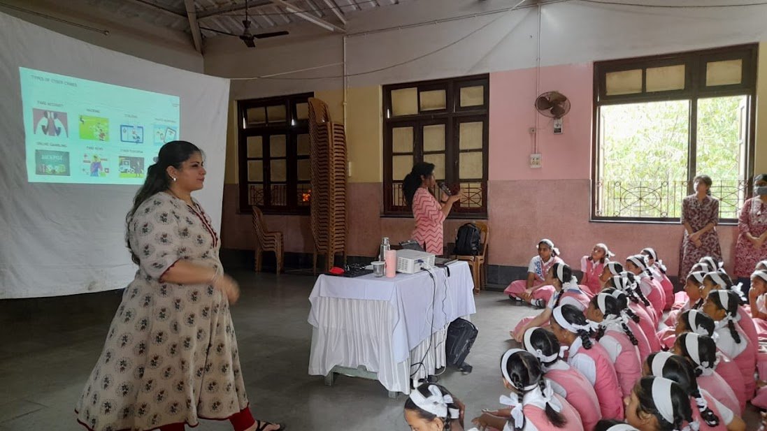cyber crime workshop for sihs girls